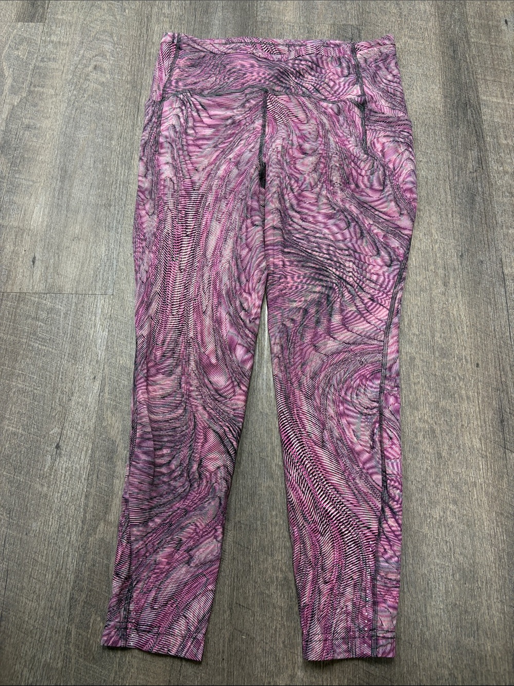 Lululemon Women's Pink Swirl Print Active Leggings